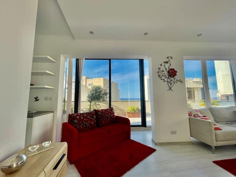 Sea View Penthouse In Tas-Sliema Apartamento Exterior foto